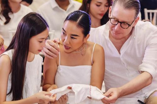 Con gái Hồ Ngọc Hà, Đoan Trang như mẫu nhí, lộ tiềm năng nghệ sĩ đa năng tương lai