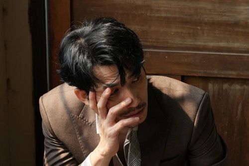 Liên Bỉnh Phát đẹp trai, diễn giỏi nhưng lại bị gắn mác 'thuốc độc phòng vé'?