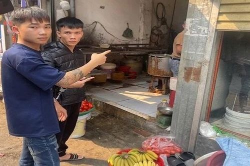 Bắt tạm giam 2 đối tượng lừa đảo bằng phương thức dán đè mã quét QR