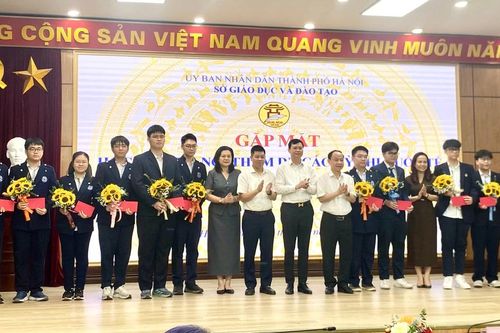 14 học sinh Thủ đô sẵn sàng chinh phục sân chơi trí tuệ quốc tế 2026