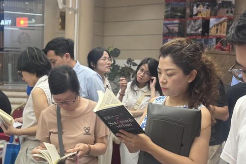 Sách khoa học khác gì Google và AI?