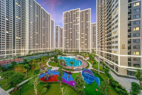 Giá neo cao, thanh khoản giảm, nhà đầu tư chung cư 'bất động'