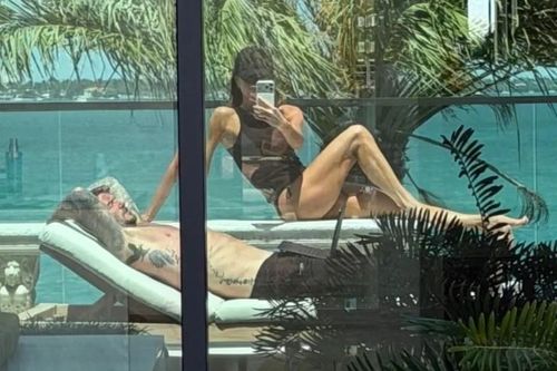 Vợ chồng Beckham đi nghỉ dưỡng