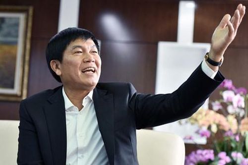 Con trai 'vua thép' Trần Đình Long chi hơn 800 tỷ mua cổ phiếu