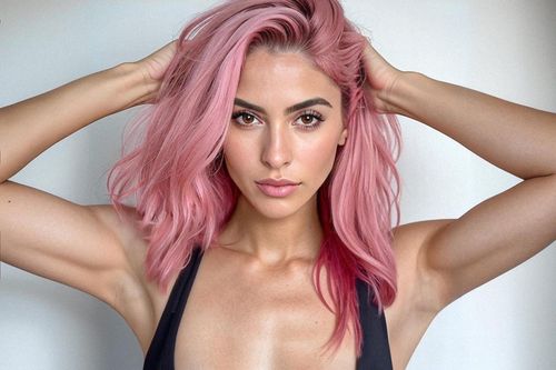 Cú lừa từ 'hot girl thể hình' náo loạn TikTok