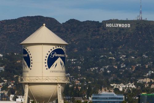 Hollywood đứng trước thương vụ sáp nhập giữa Paramount và Warner