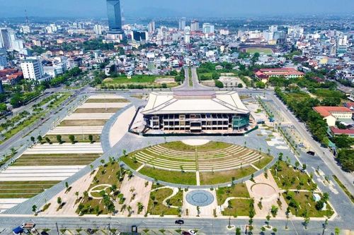 Chạy nước rút kịp hẹn 30-4 Quảng trường Văn hóa Thể thao Huế dần hoàn thiện