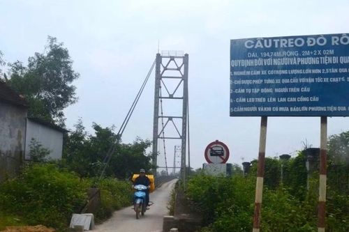 Dừng lưu thông cầu treo Đò Rô 3 tháng để sửa chữa