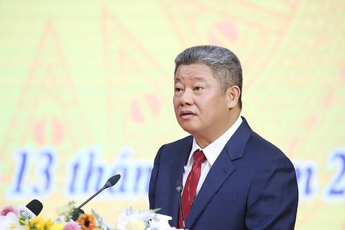 Ông Nguyễn Mạnh Quyền được bầu giữ chức Chủ tịch UBND tỉnh Hưng Yên