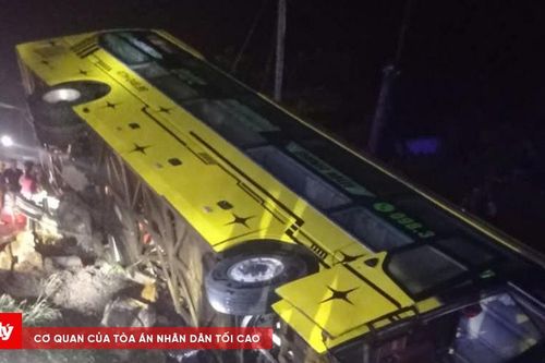 Xe khách mất lái, 9 hành khách may mắn thoát nạn
