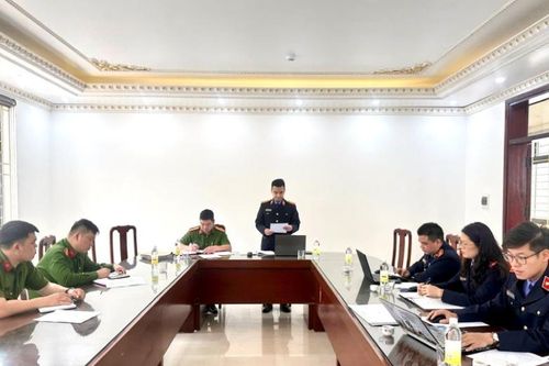 Trực tiếp kiểm sát việc tiếp nhận, giải quyết nguồn tin về tội phạm tại Công an xã Đình Lập