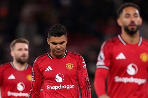 Manchester United thua sốc Leeds ngay tại thánh địa Old Trafford