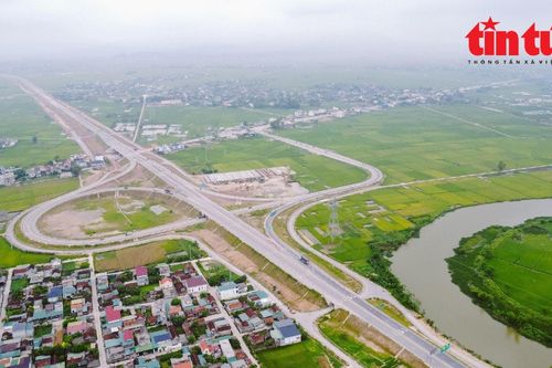 Đẩy nhanh tiến độ các dự án trạm dừng nghỉ trên cao tốc Bắc - Nam phía Đông