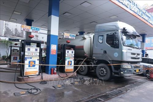Hà Nội kiểm soát chặt thị trường xăng dầu, nguồn cung ổn định