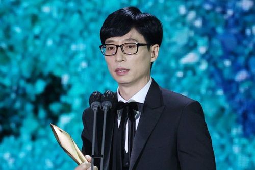 MC quốc dân Yoo Jae Suk trượt đề cử tại 'giải Oscar Hàn Quốc'