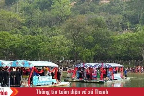 Lần đầu tiên tổ chức Liên hoan dân ca trên sông biên giới Việt Nam-Trung Quốc