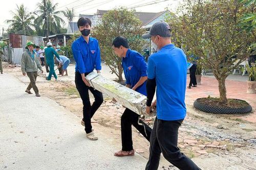 Tân Hội: Người dân chung tay 'mở' đường