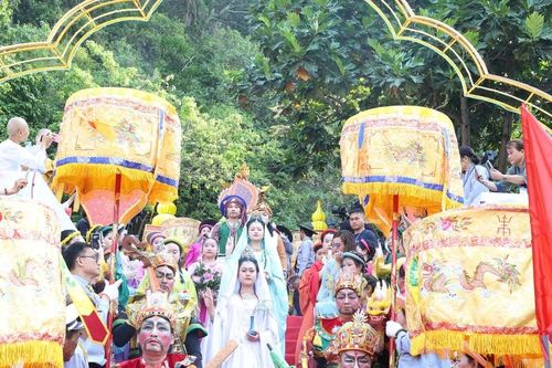 Ngũ Hành Sơn: Phát triển du lịch văn hóa tâm linh