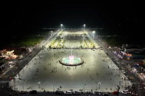 Phát triển kinh tế đêm tại Quảng trường Tháp Mười