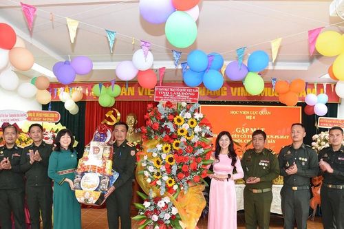 Học viện Lục quân gặp mặt học viên quân sự Lào, Campuchia