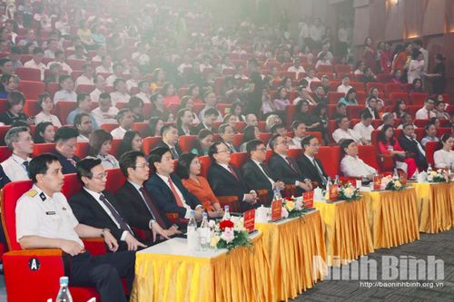 Báo và phát thanh, truyền hình Ninh Bình đoạt 1 giải Bạc, 2 giải Đồng tại Liên hoan Phát thanh toàn quốc lần thứ XVII