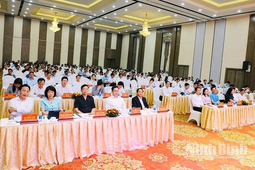 Triển khai các văn bản của Ban Bí thư về công tác dân tộc, tôn giáo trong giai đoạn mới