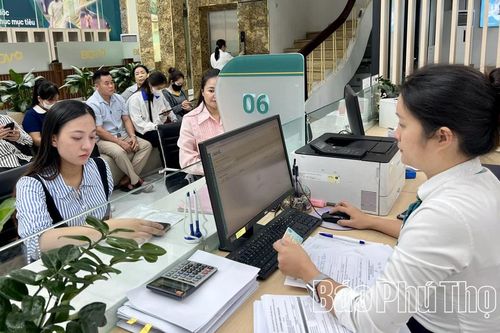 Các ngân hàng thực hiện nghiêm chỉ đạo về giảm lãi suất