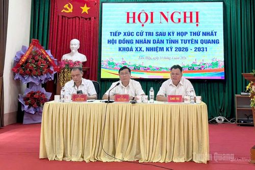 Trưởng Ban Nội chính Tỉnh ủy Phùng Tiến Quân tiếp xúc cử tri các xã Bằng Hành, Liên Hiệp