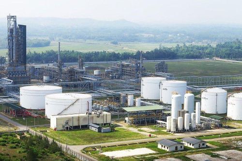 Một ông lớn lọc hóa dầu đổi tên, tái định vị tham vọng dẫn dắt ngành