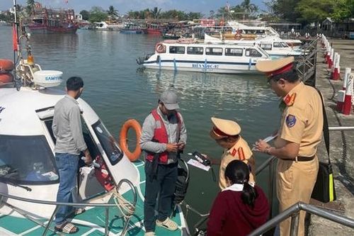 Bài cuối: Cơ quan thi hành án và chủ phương tiện gây ra vụ tai nạn đặc biệt nghiêm trọng nói gì?