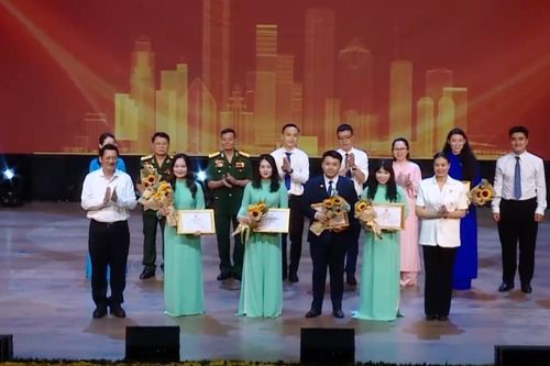Quyết tâm sớm đưa Nghị quyết Đại hội XVIII Đảng bộ TP. Hà Nội vào cuộc sống