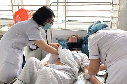 Tiếp xúc gần với cháu gái mắc sởi, người phụ nữ biến chứng nặng: Bác sĩ khuyến cáo ngay điều này
