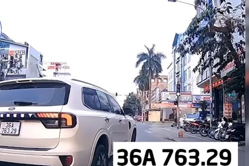Ô tô 36A-763.29 lấn làn, dùng biển số không đúng đăng ký bị phạt 51 triệu