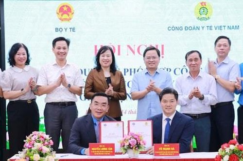 Tăng cường chăm lo cho đội ngũ cán bộ, người lao động ngành y tế