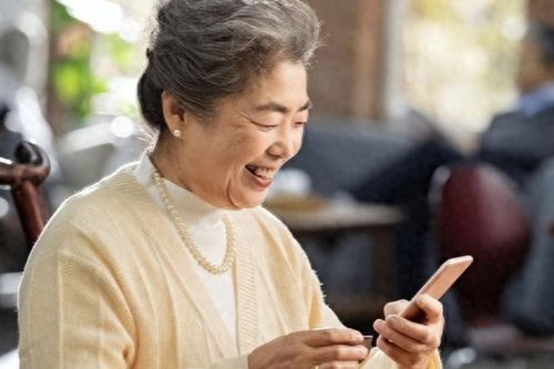 Tuổi già tự do của cụ bà lương hưu 7 triệu: Không ở với con vẫn hạnh phúc mỗi ngày
