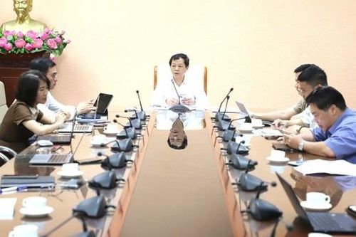 Đẩy nhanh chuyển đổi số y tế, tạo nền tảng cho môi trường số văn minh, hiệu quả trên mọi lĩnh vực