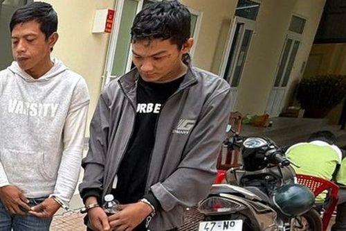 Bắt Lê Quang Nhã 25 tuổi đi trộm cắp xe máy, dùng bình xịt hơi cay chống trả công an