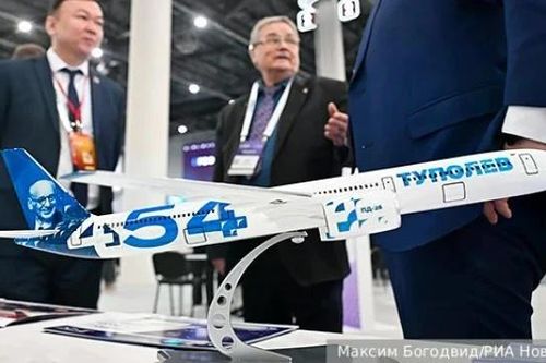 Tu-454 đầy triển vọng có thể thay thế cùng lúc 3 máy bay chở khách