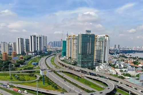 Mở cửa đón 'đại bàng'