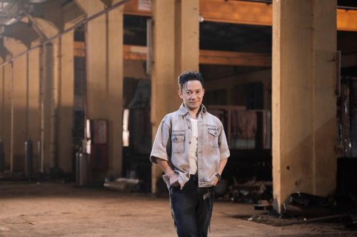 Đinh Tiến Đạt gây bất ngờ khi rẽ hướng R&B, tung bản nhạc 'gây nhớ'