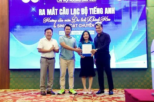Khánh Hòa: Ra mắt CLB Tiếng Anh Hướng dẫn viên Du lịch