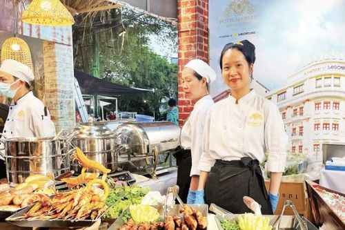 Định vị bản sắc, hướng tới thành phố của lễ hội ẩm thực