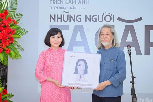 [Ảnh] Lắng đọng từng khoảnh khắc tại Triển lãm nhiếp ảnh 'Những người ta gặp'