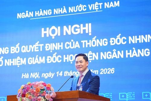 Phó Giáo sư, Tiến sĩ Bùi Hữu Toàn đảm nhận vị trí Giám đốc Học viện Ngân hàng