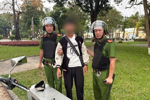 CS113 bắt giữ 'con nghiện'