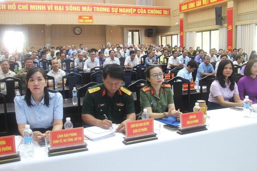 Tuyên truyền, phổ biến, giáo dục pháp luật cho 250 cán bộ cơ sở