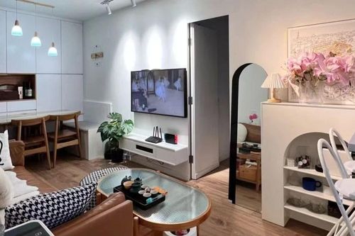 Có gì trong căn hộ 35m2 thiết kế 3 phòng ngủ?