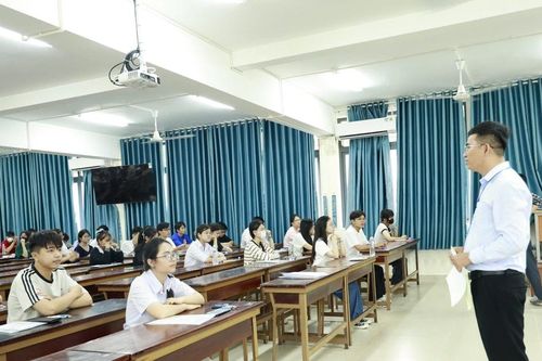 Vì sao chuyên gia khuyên thí sinh thi lại đợt 2 đánh giá năng lực càng sớm càng tốt?