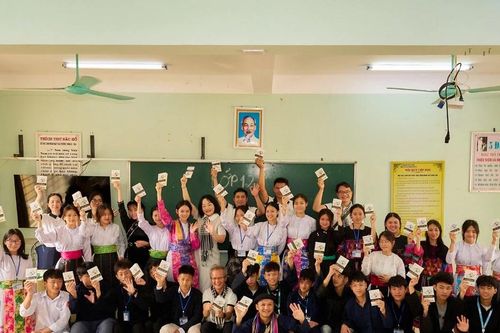 Hành trình Từ Trái Tim: Vượt dốc đá tai mèo, gieo khát vọng trên Cao nguyên đá