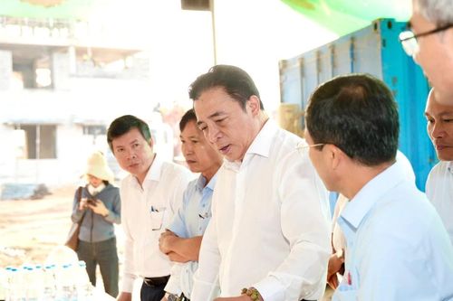 Thúc tiến độ xây trường nội trú liên cấp trị giá hàng trăm tỷ